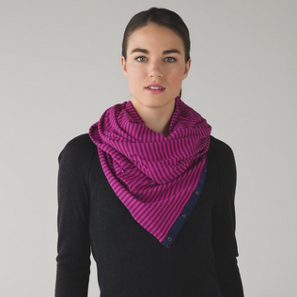 Lululemon Plum and Blue Striped Vinyasa Scarf/Wrap *Rulu, One Size - Picture 3 of 10
